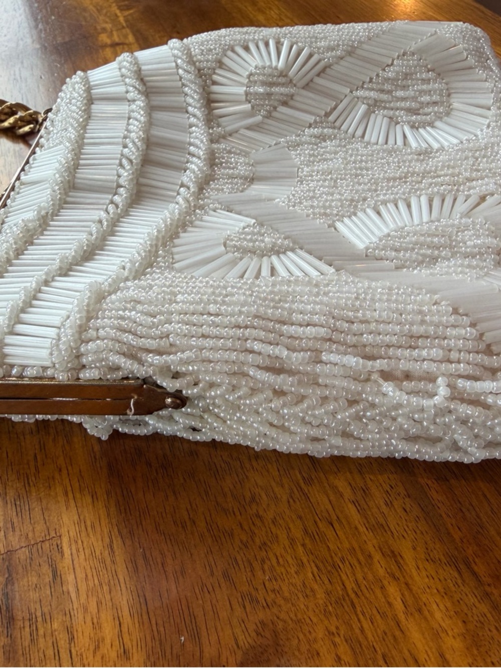 Vintage Beaded White Clasp Evening Bag with Gold Chain Handle - Picture 6 of 7